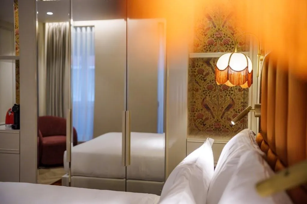 DOUBLE CLASSIC Room, Olympia Lis Baixa Hotel, Lisbon