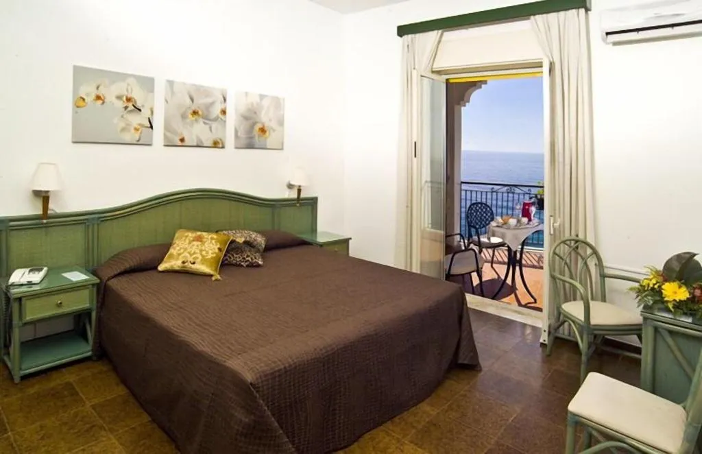 Double or Twin WITH BALCONY Room, Park Hotel Silemi, Catania