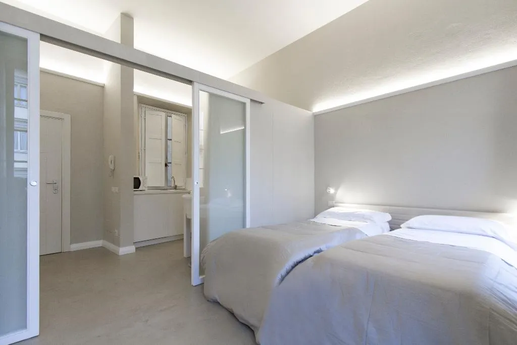 APARTMENT CAPACITY 4 TWO BEDROOMS Room, Palazzo dei Ciompi, Florence