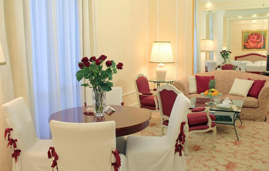 Room, Grande Albergo Delle Rose, Rhodes