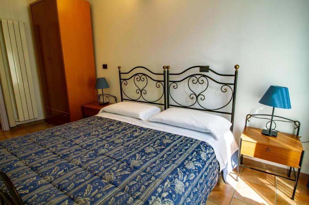 DOUBLE STANDARD Room, In Riva Al Lago, Milan