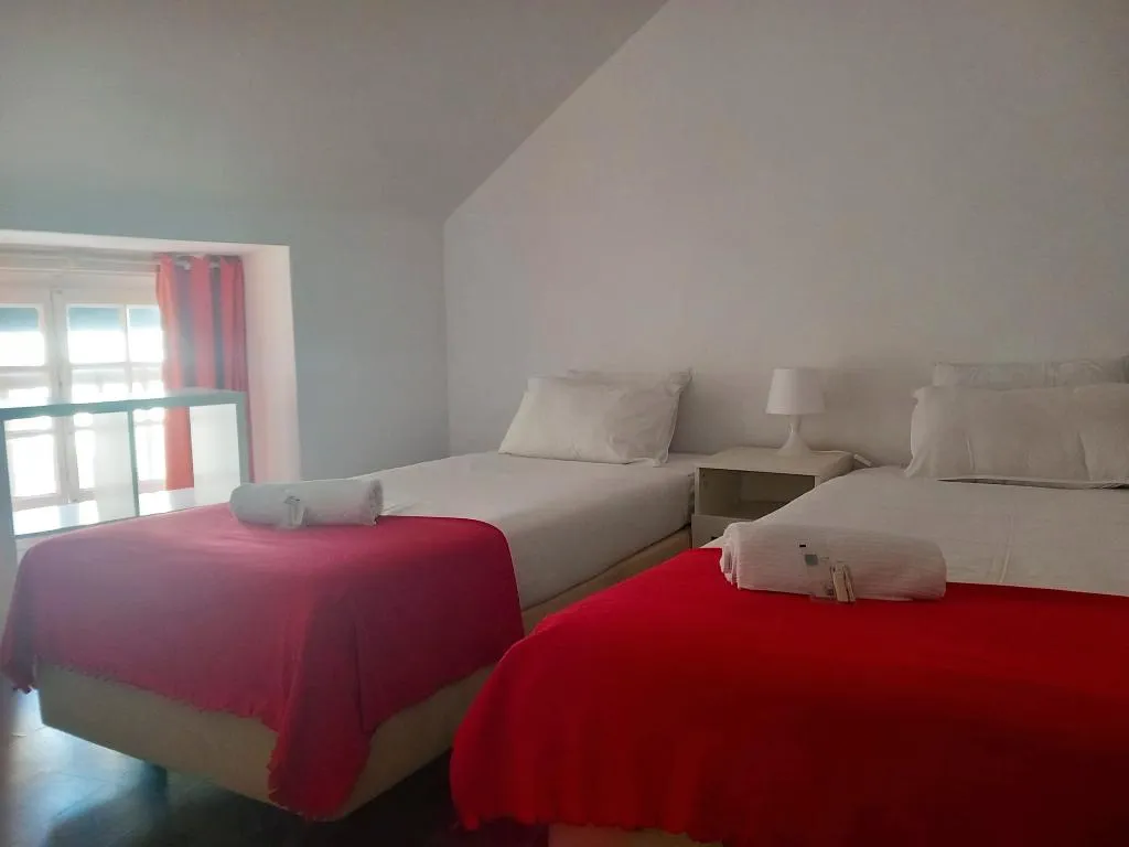 FAMILY ROOM THREE BEDROOMS Room, City Stays Cais do Sodré Apartments - Adults Only, Lisbon