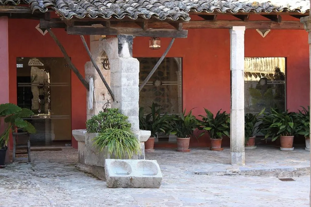 Terrace, Monnaber Vell, Majorca