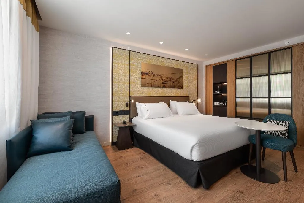 DOUBLE DELUXE Room, Eurostars Aliados, Porto