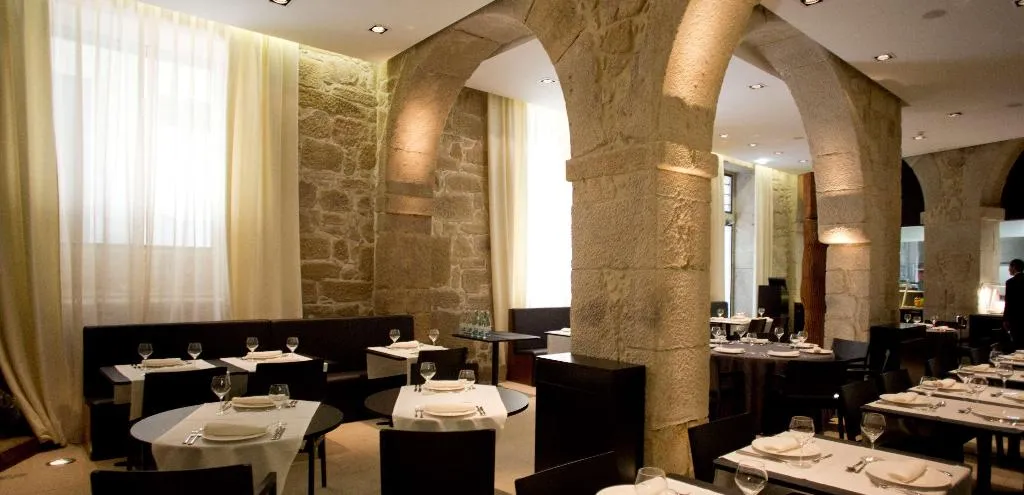 Restaurant, Carris Porto Ribeira, Porto