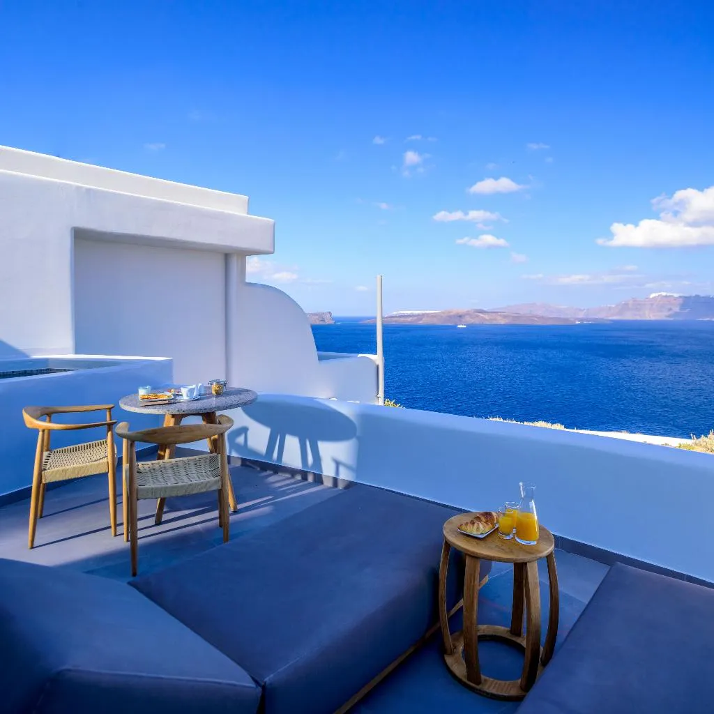 SUITE PREMIUM SEA VIEW Room, Neptune Luxury Spa Suites, Santorini