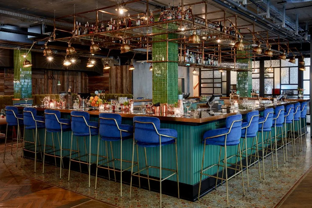 Bar, Max Brown 7th District, part of Sircle Collect, Vienna