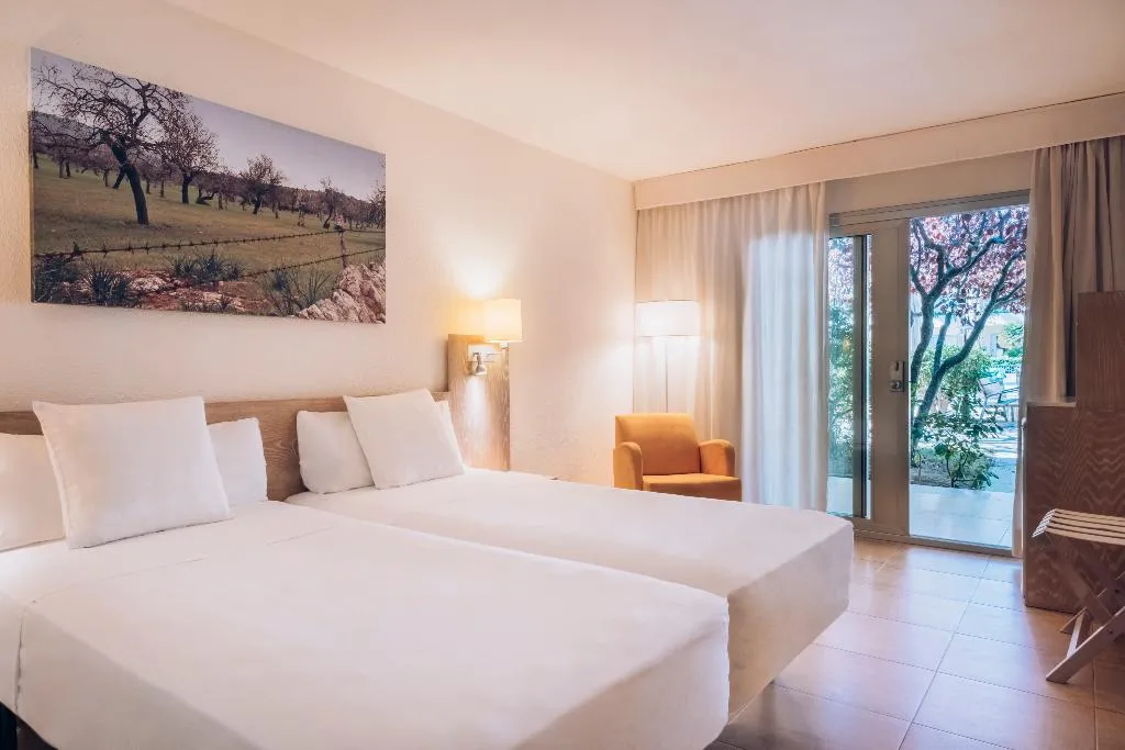 Double or Twin GARDEN VIEW Room, Iberostar Waves Pinos Park, Majorca