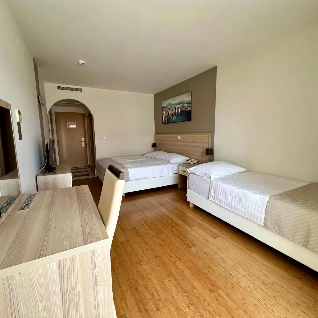 TRIPLE SEA VIEW Room, Villa Miramar, Split