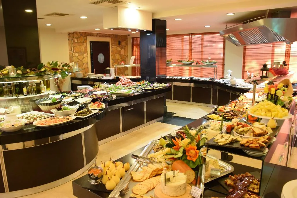 Restaurant, Olympia Golden Beach Resort & Spa, Athens