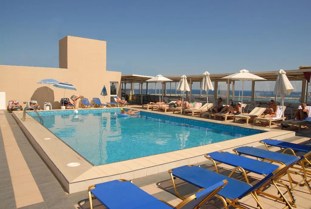 Pool, Achillion Palace, Crete