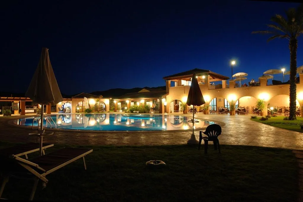 Pool, Alma Resort, Cagliari