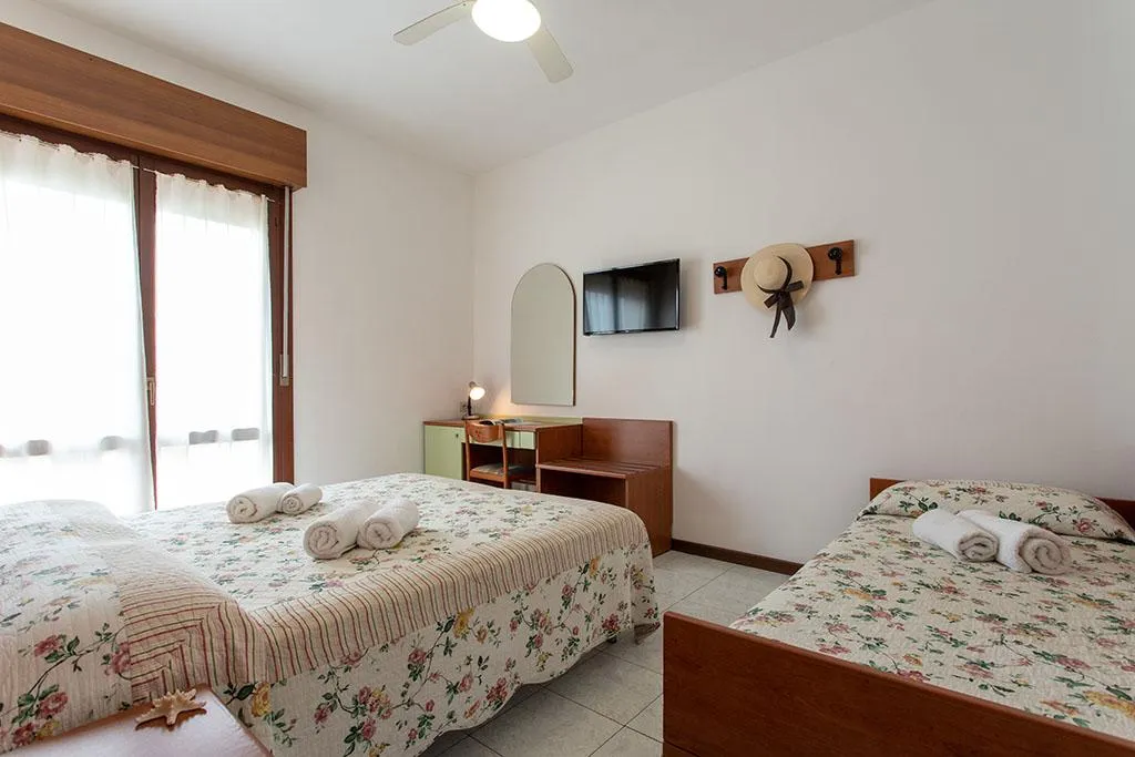 TRIPLE STANDARD Room, Hotel Windsor, Venice