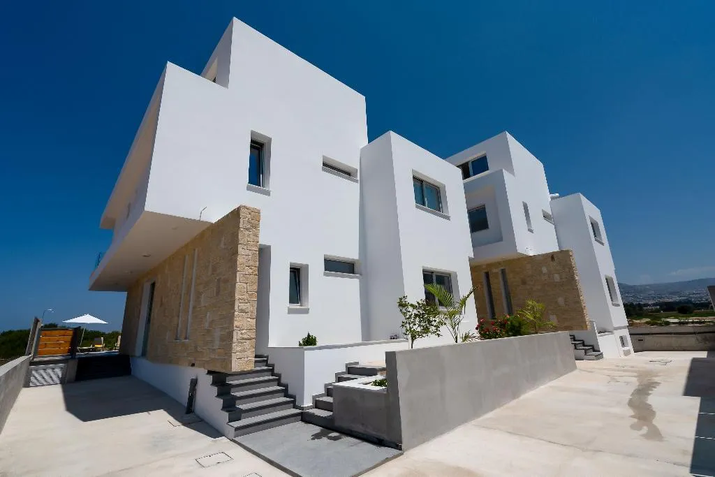 VILLA FIVE BEDROOMS WITH PRIVATE POOL Room, Sea Point Villas, Cyprus