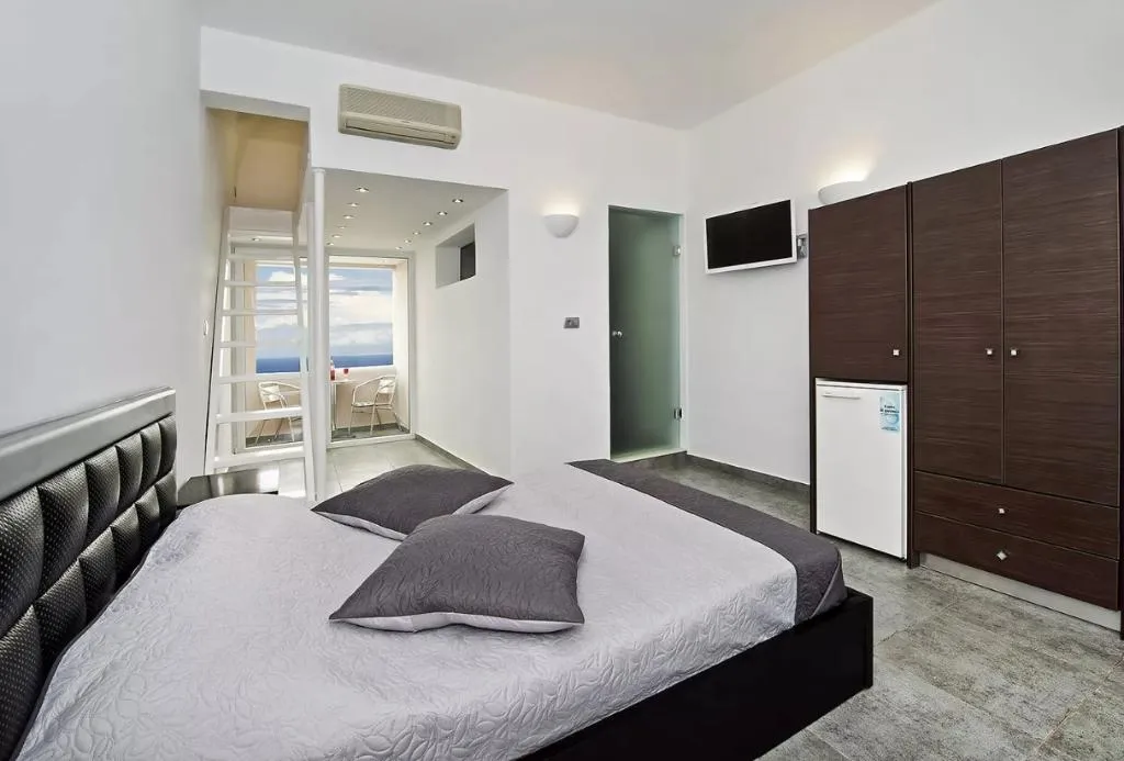 Room SUPERIOR SEA VIEW Room, Gianna Suites, Santorini