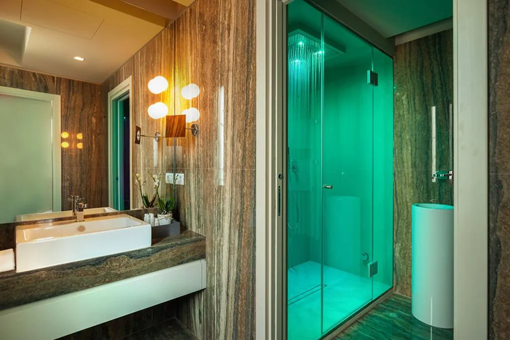 SUITE CITY VIEW Room, Liassidi Wellness Suites, Venice