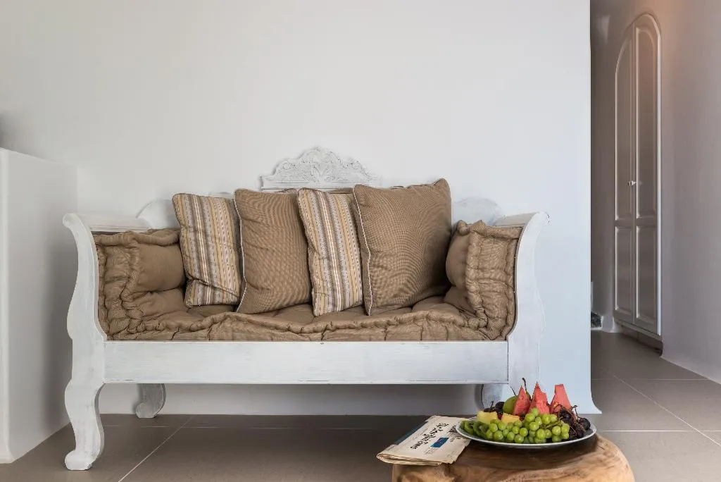 SUITE WITH PRIVATE POOL Room, Nefeles Luxury Suites, Santorini