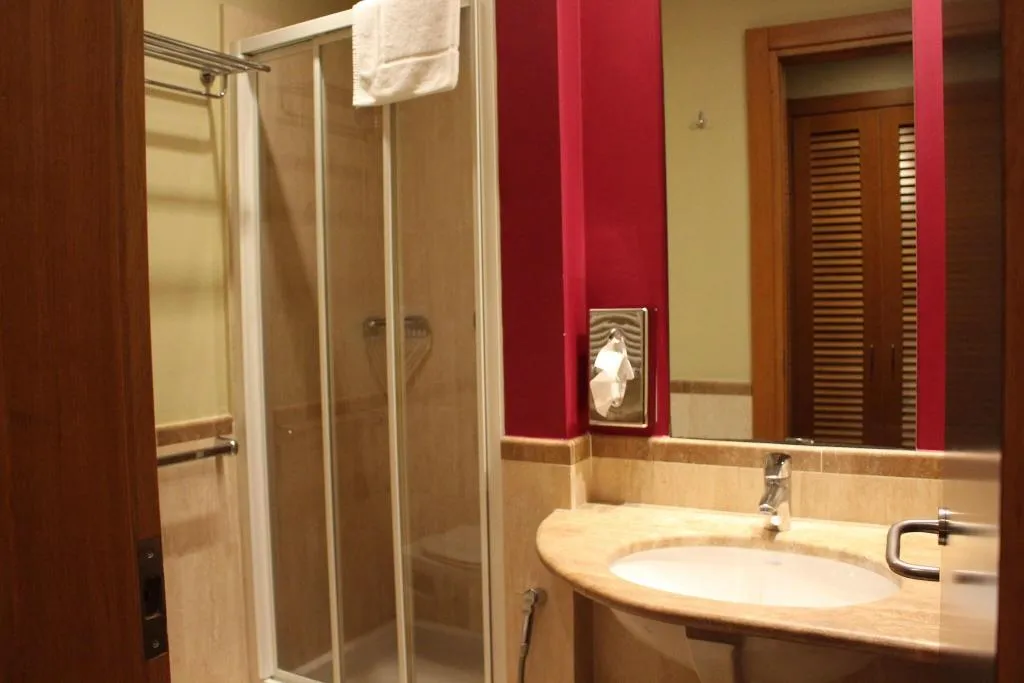 SINGLE STANDARD Room, Club Hotel Milan, Milan