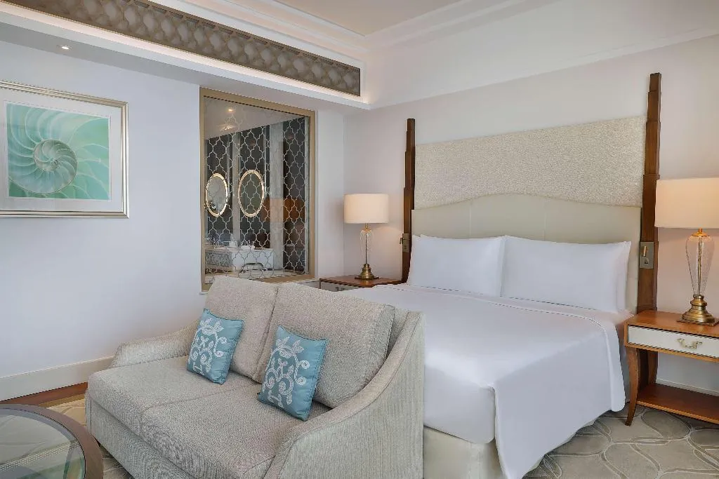 DOUBLE SUPERIOR Room, Waldorf Astoria Dubai Palm Jumeirah, Dubai