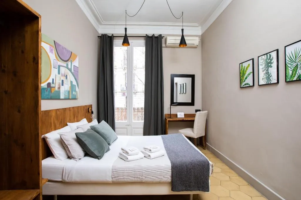 Room, Jardinets Guest House, Barcelona