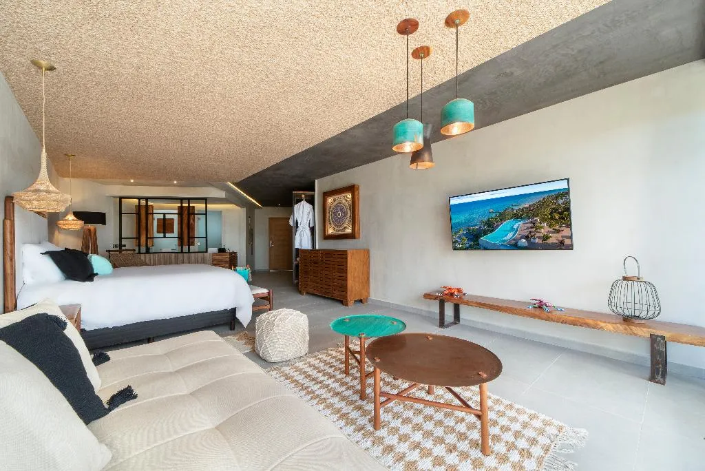 Room DELUXE SEA VIEW WITH BALCONY Room, Mvngata Beach Hotel, Cancun Area