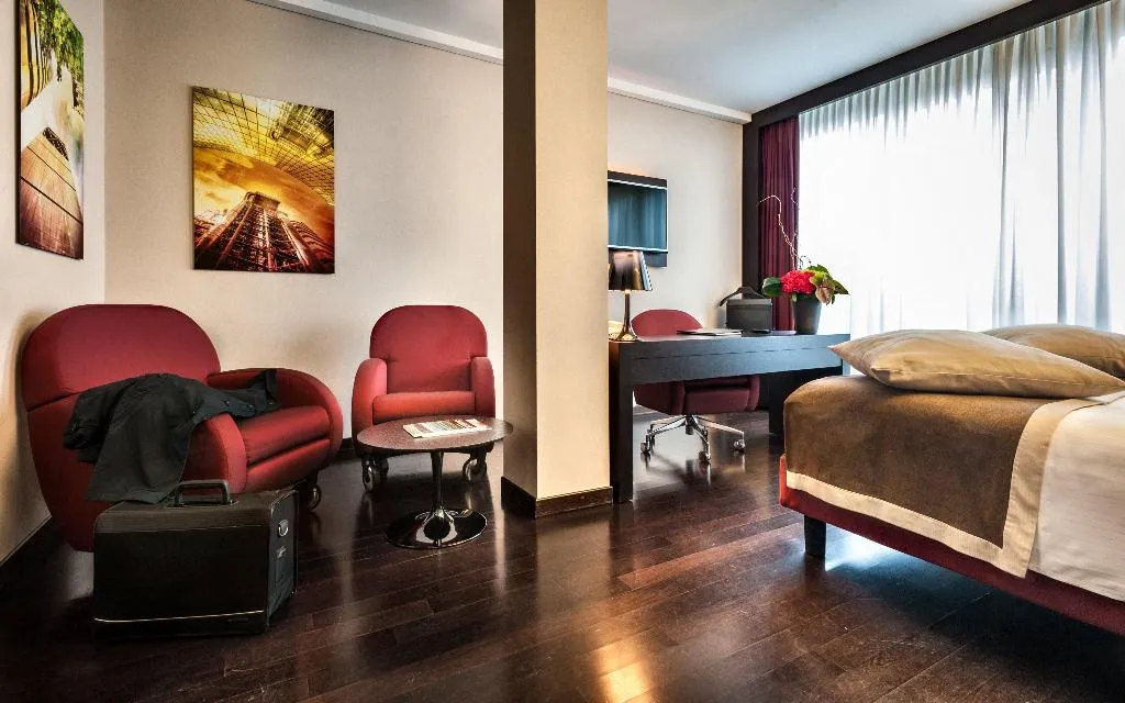 Room SUPERIOR Room, Crowne Plaza Milan City, Milan