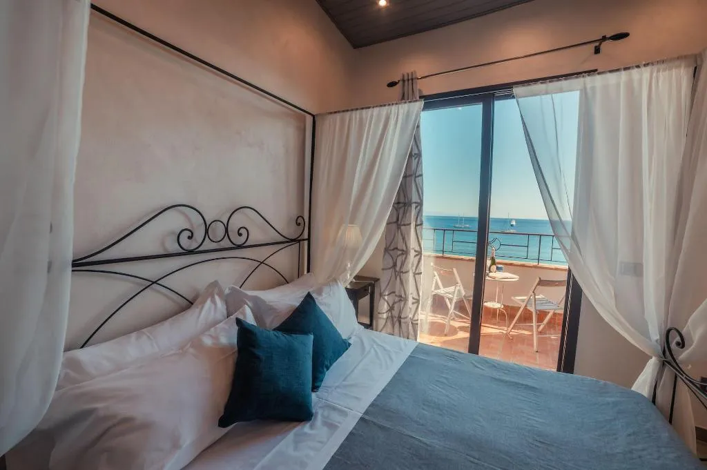 Room, B&B Marranzano, Catania
