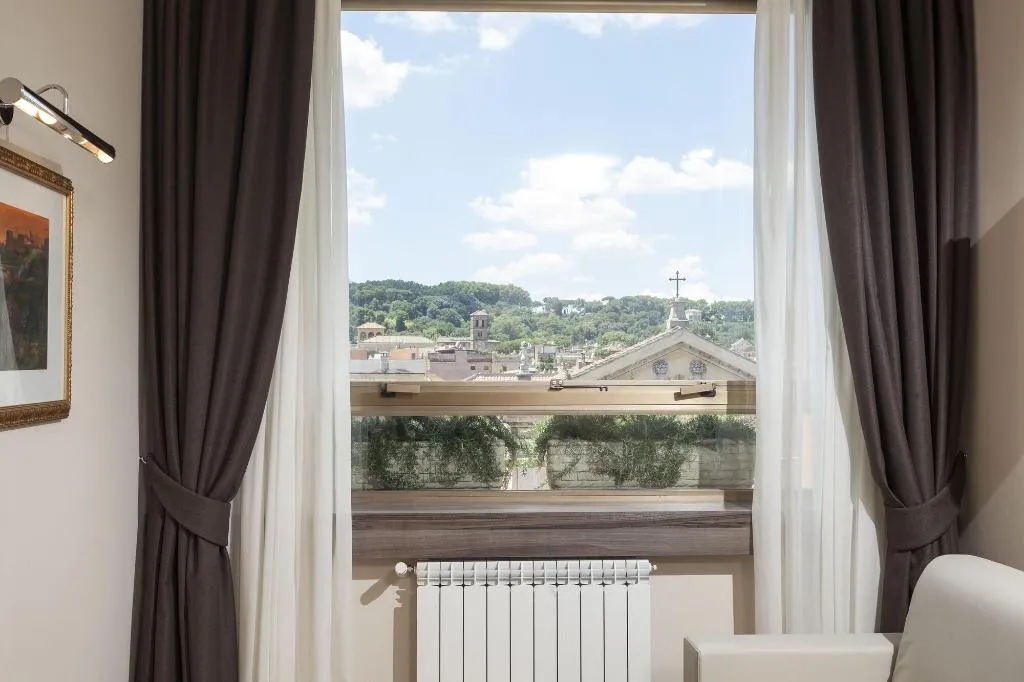 Room, Window On Rome, Rome