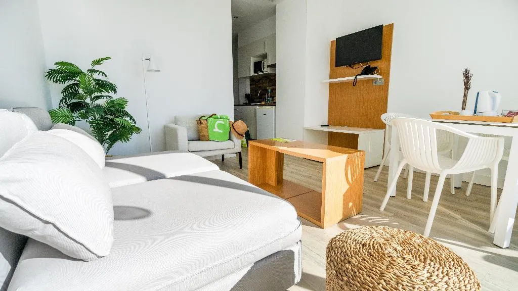 APARTMENT SEA VIEW ONE BEDROOM Room, Houm Plaza Son Rigo, Majorca