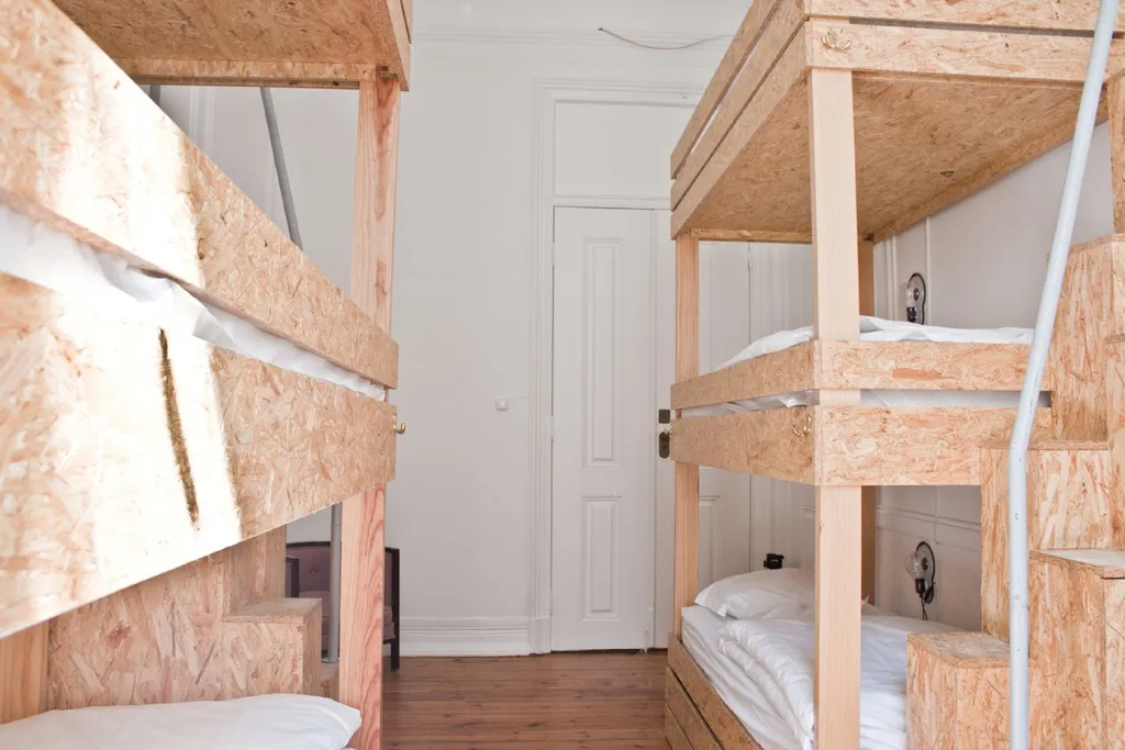 Bed in dormitory CAPACITY 6 Room, Independente Príncipe Real, Lisbon