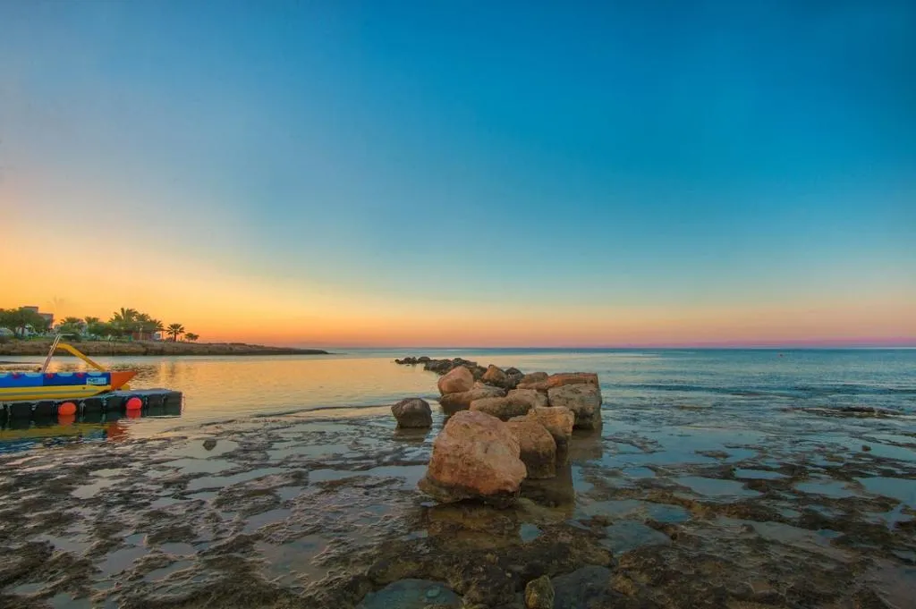 Beach, Marlita Beach Hotel Apartments, Cyprus