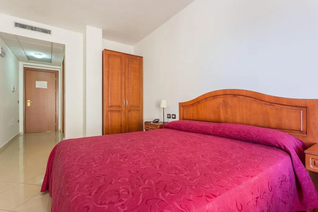 Room, Hotel Plaza, Naples