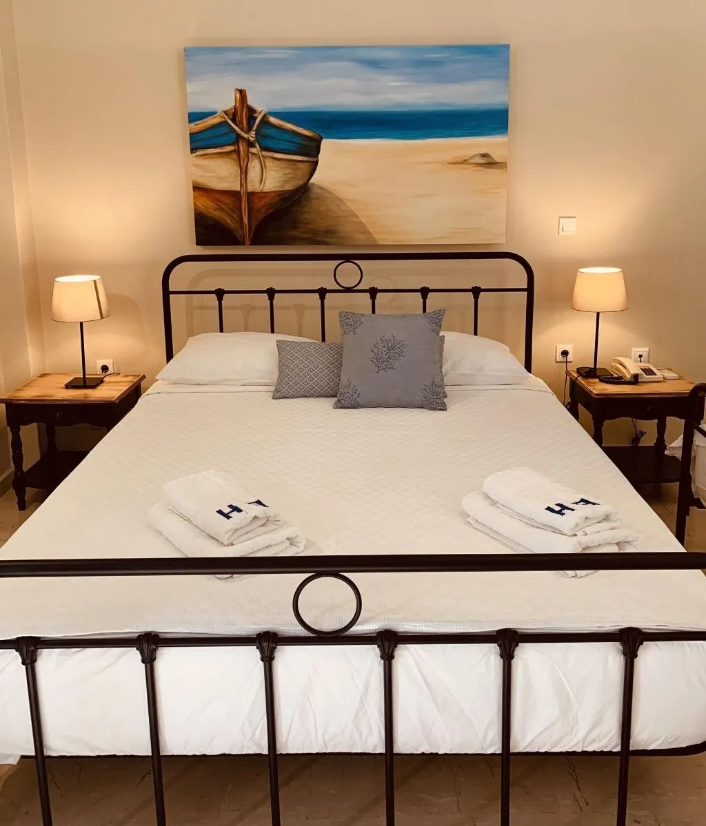 Room, The Boathouse Hotel, Santorini