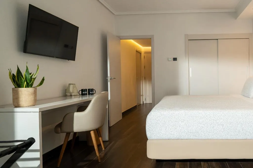 Double or Twin SEA VIEW Room, Innside Alicante Porta Maris, Costa Blanca