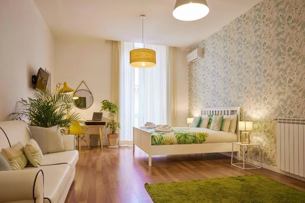 Room, Napoli Tree - Lungomare, Naples