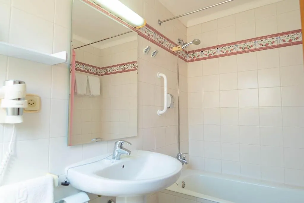 Room, S'Agoita, Costa Brava