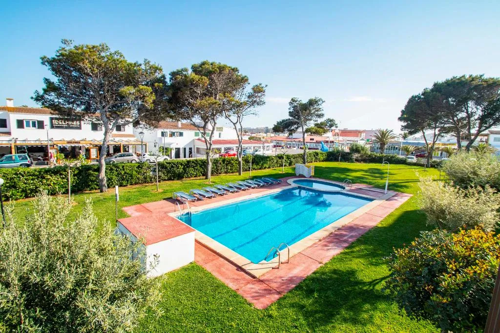 General view, Apartamentos Sol y Mar, Menorca