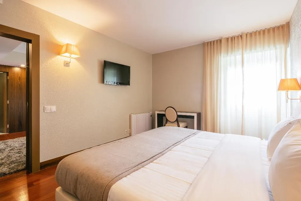 JUNIOR SUITE STANDARD Room, Forte Sao Francisco Hotel, Porto
