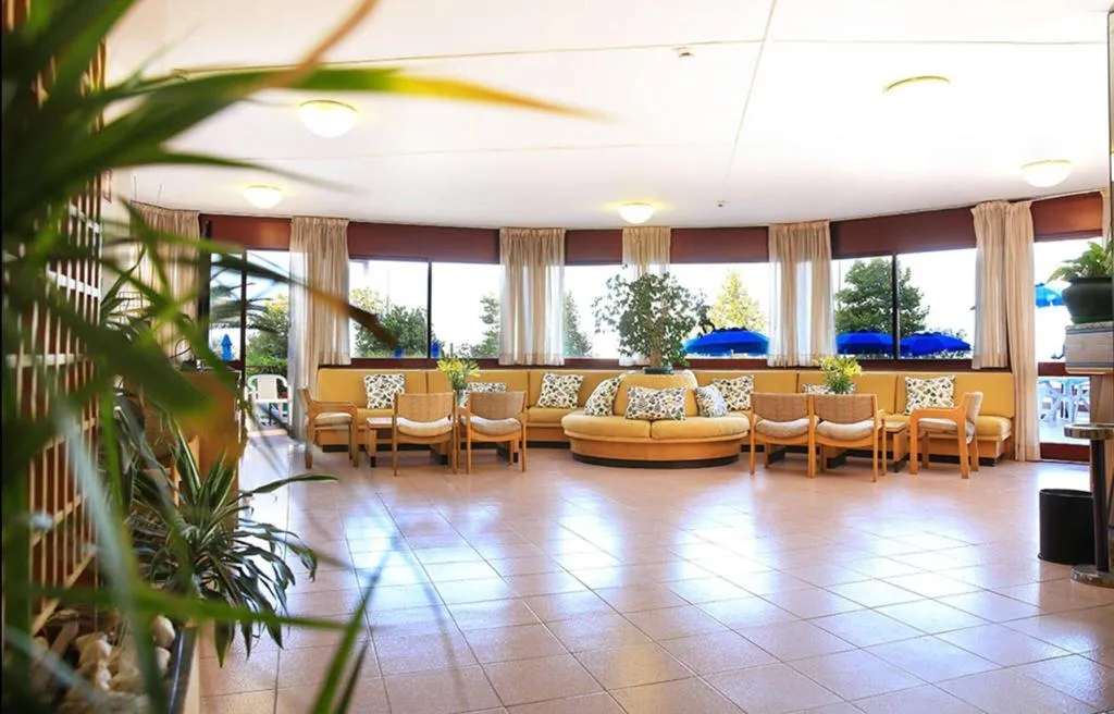 Lobby, Soleado, Alghero