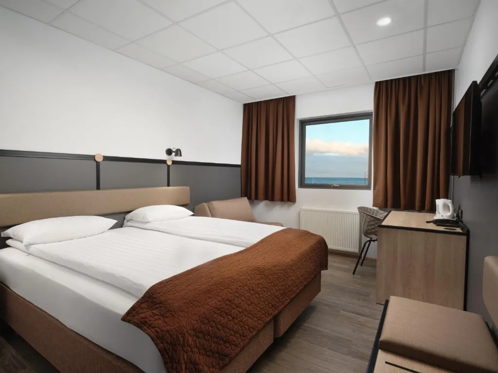 SINGLE SUPERIOR Room, Cabin Hotel, Reykjavik