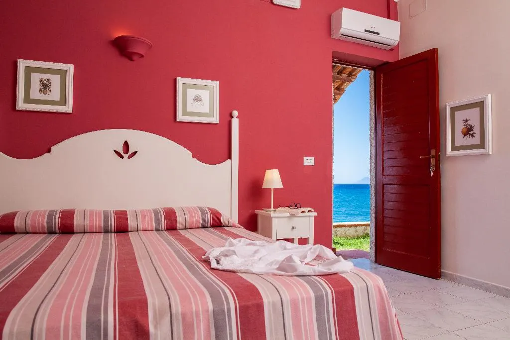 QUADRUPLE CLASSIC Room, TH Gioiosa Marea – Capo Calava Village, Catania