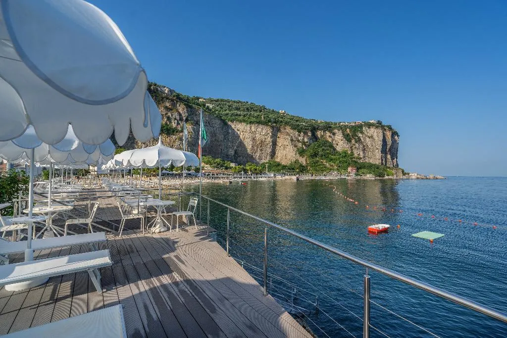 Beach, Mary Hotel, Naples