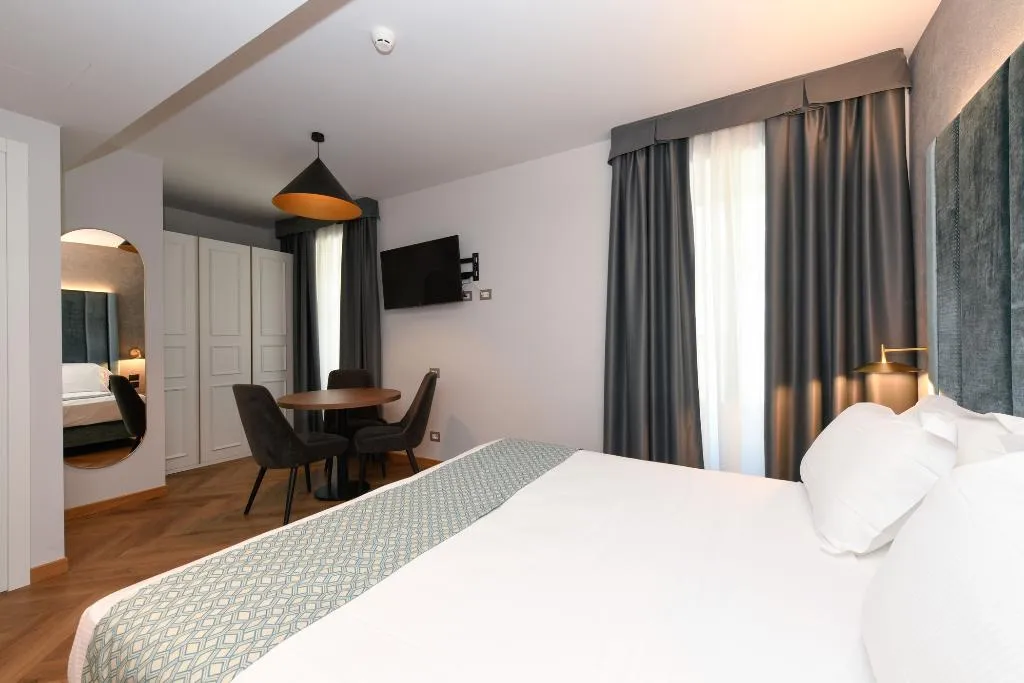 STUDIO SUPERIOR Room, Palazzo Santo Spirito, Milan