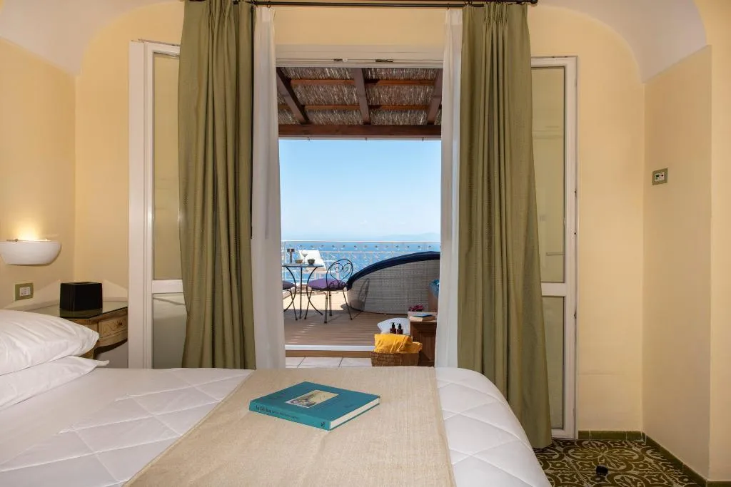 Room, Hotel Margherita, Naples