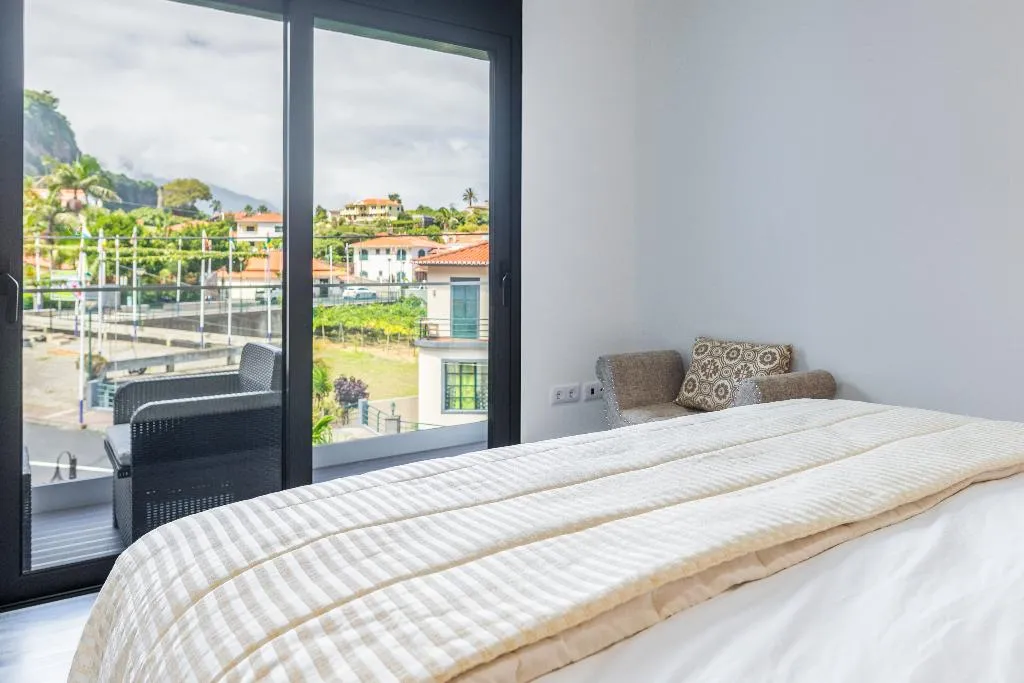 APARTMENT ONE BEDROOM Room, Enxurros House, Madeira