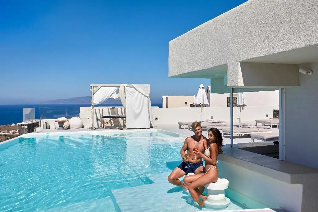 Pool, Adorno Oia, Santorini