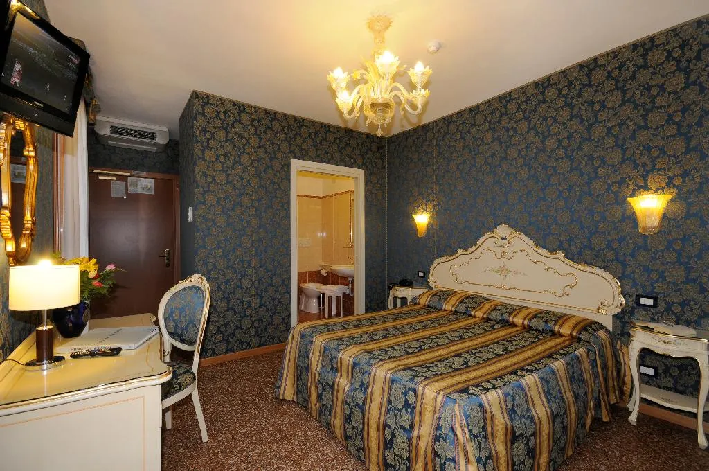 Room, Il Mercante di Venezia, Venice