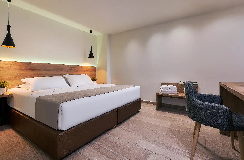 APARTMENT WITH JACUZZI Room, Dionisos Hotel, Crete