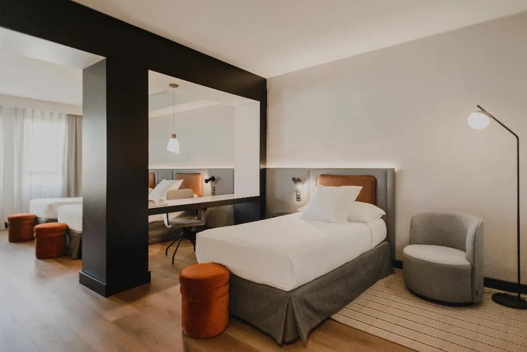 TRIPLE STANDARD Room, Dimar Atiram Hotel, Valencia