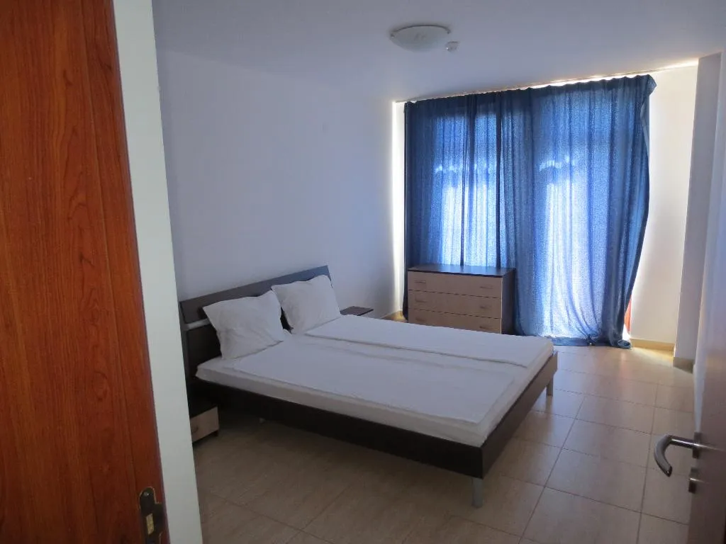 Room, Etara III, Bourgas